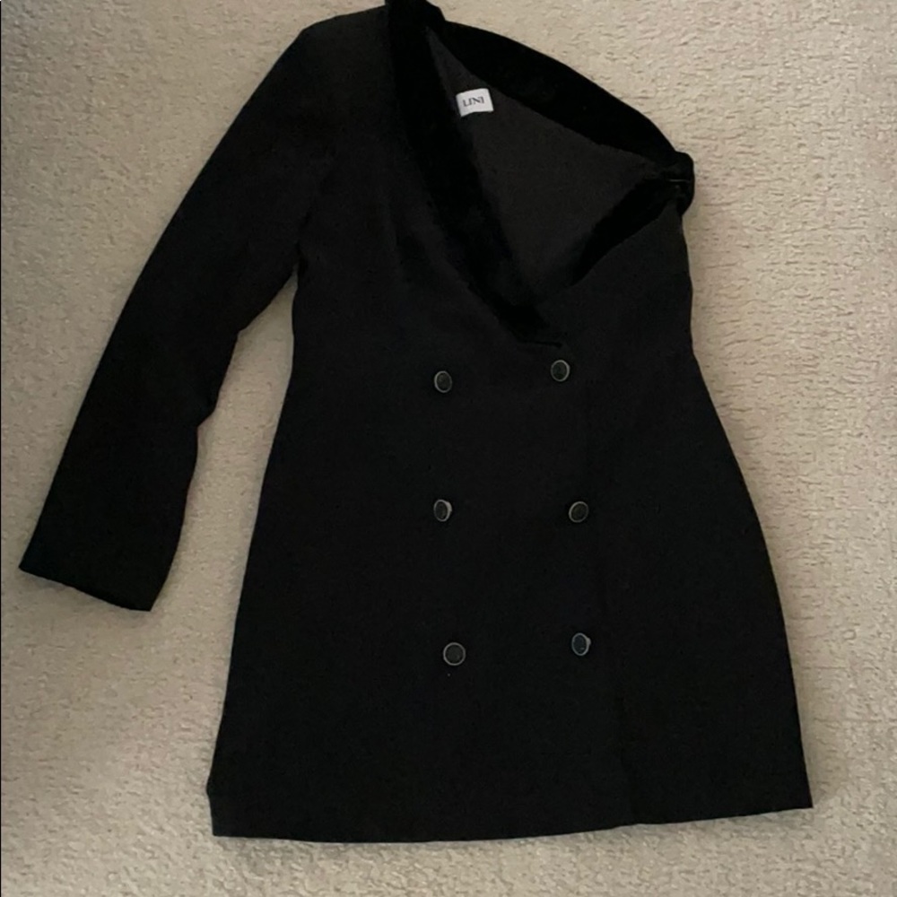Lini dress size L